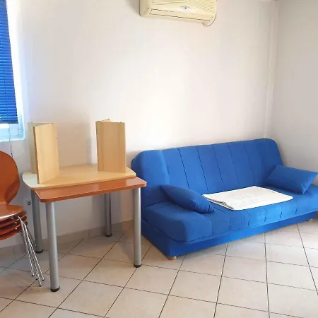 One-bedroom In Vir I Apartment