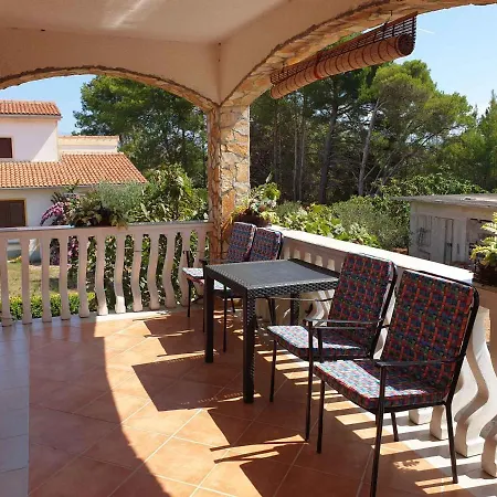 Apartment One-bedroom In Vir I